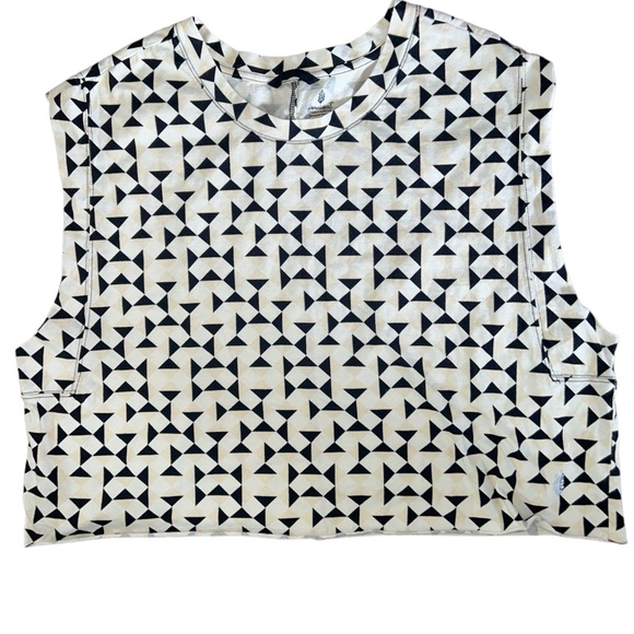 Free People  Movement Boxy Geometric Tank Top - Picture 7 of 7